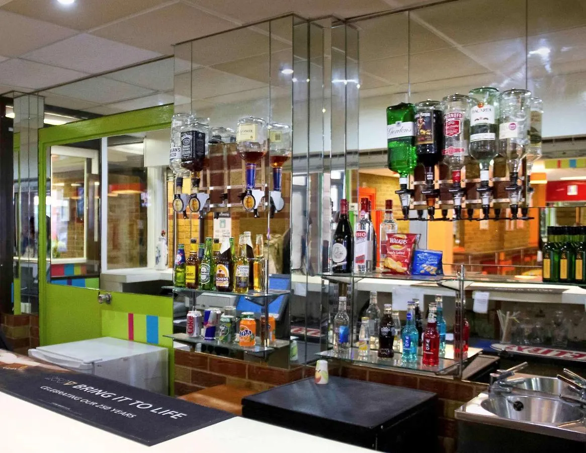 Hotel Ibis Styles London Walthamstow 3*,