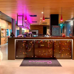 Moxy Excel Londra